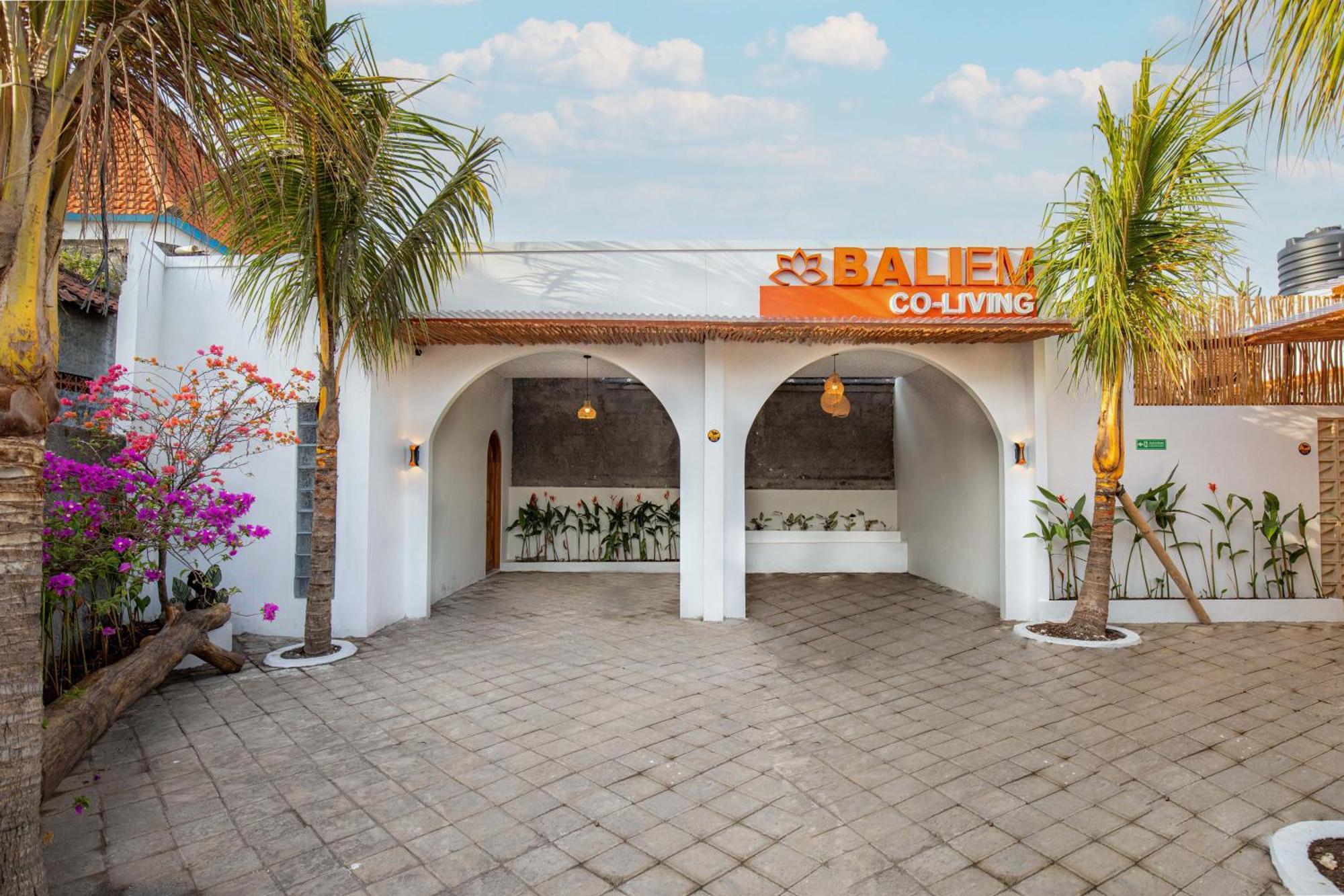 Baliem Coliving Aparthotel Jimbaran Екстериор снимка