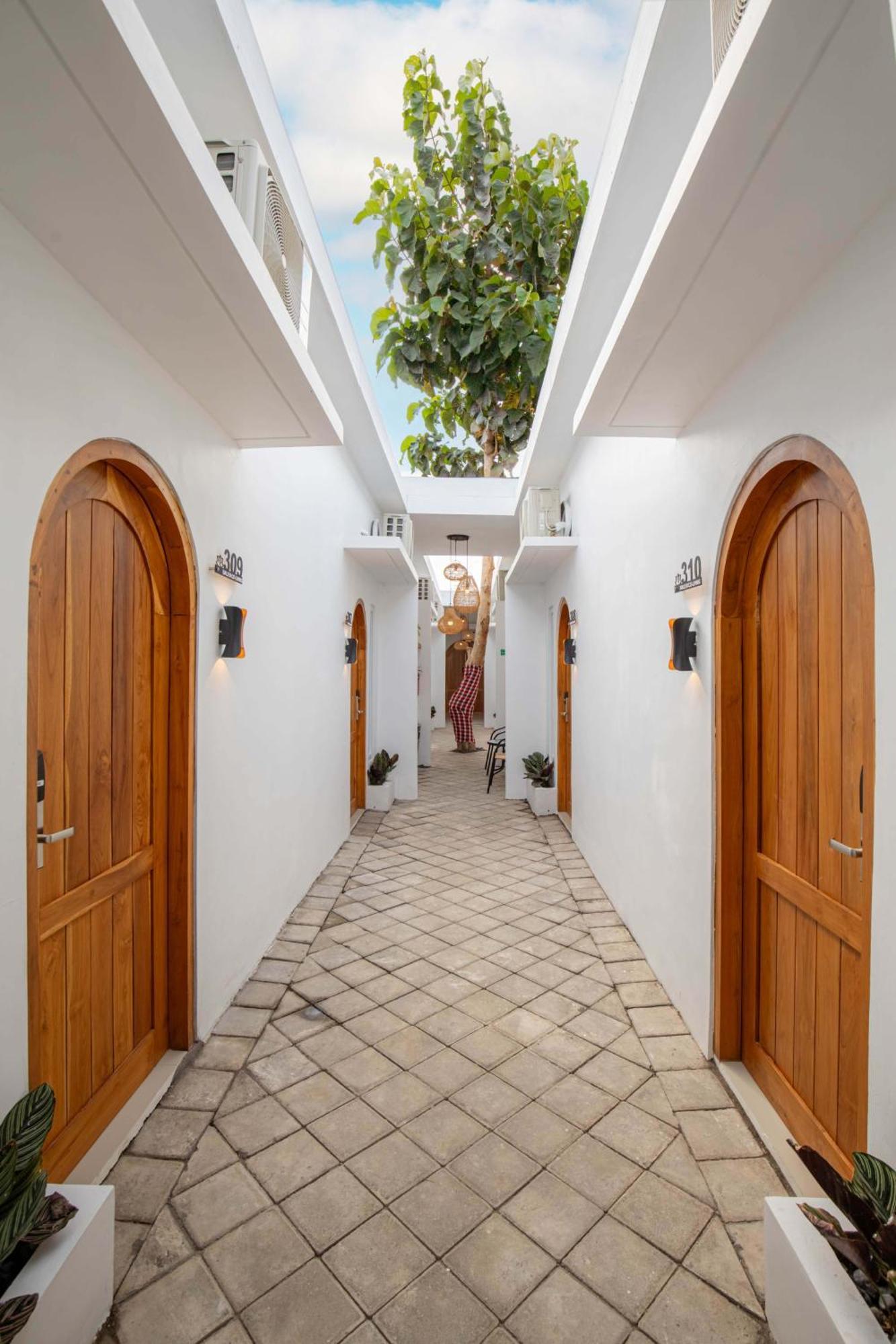 Baliem Coliving Aparthotel Jimbaran Екстериор снимка